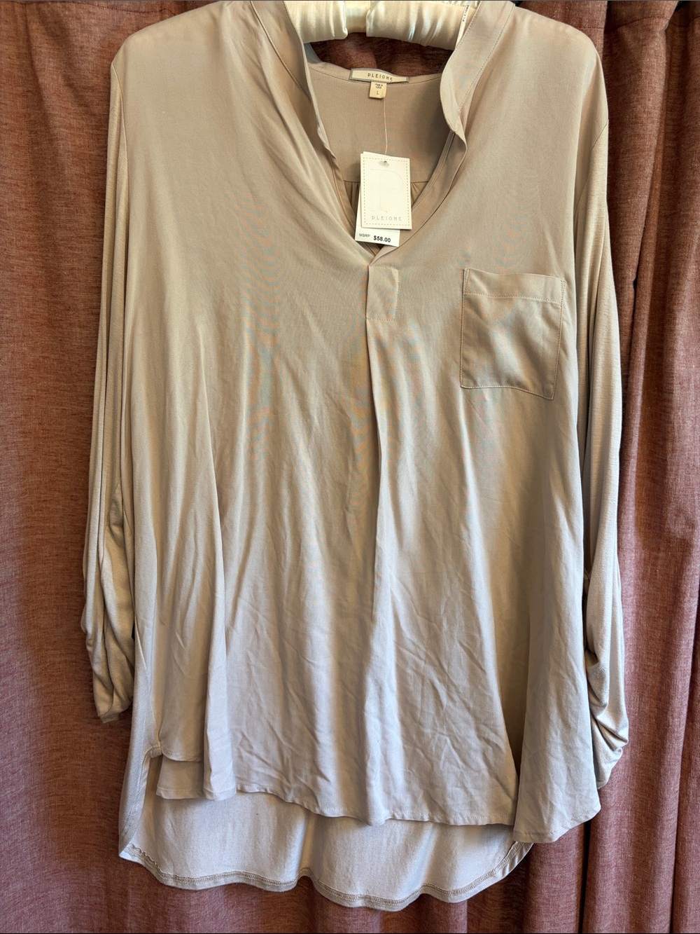Pleione Taupe V-Neck 3/4 Sleeve Pocket Blouse